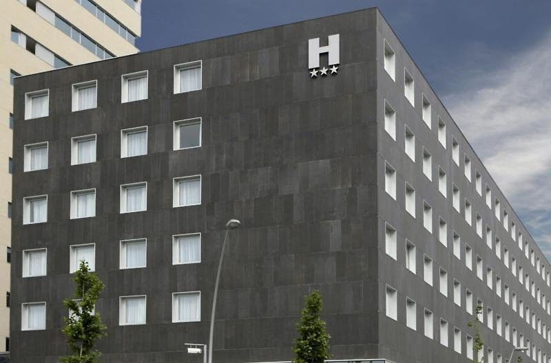 Holiday Inn Express Barcelona City 22@, An Ihg Hotel Exterior photo